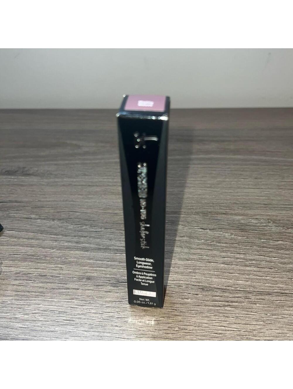 It Cosmetics Superhero No-Tug Shadow Stick in Shade Mighty Mauve